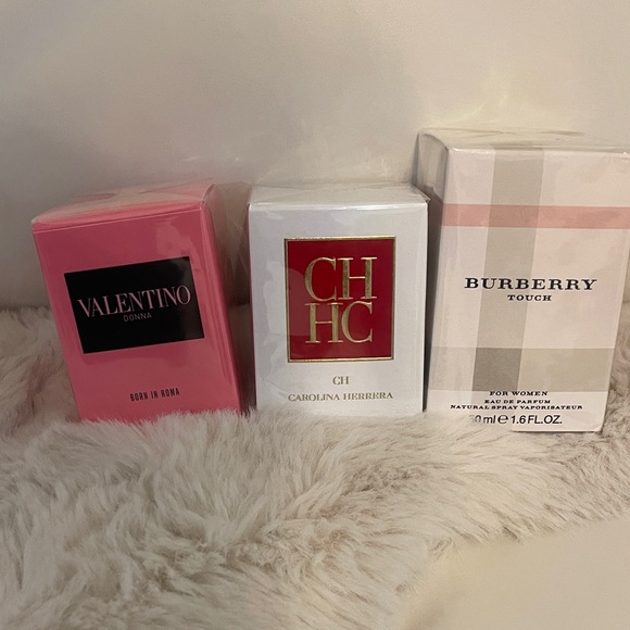 Carolina Herrera Accessories - Valentino Born in Rome, Burberry touch y Carolina Herrera CH